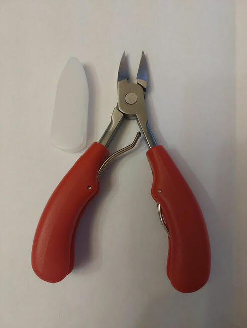 Kleszcze do paznokci