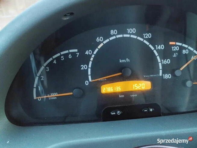 Mercedes sprinter skrzyniowy 113 cdi 3tony hak