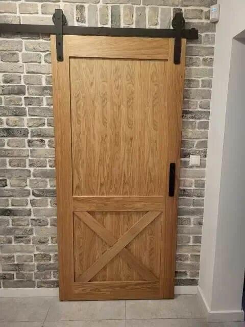 Drzwi drewniane zewnętrzne (wejściowe) i wewnętrzne