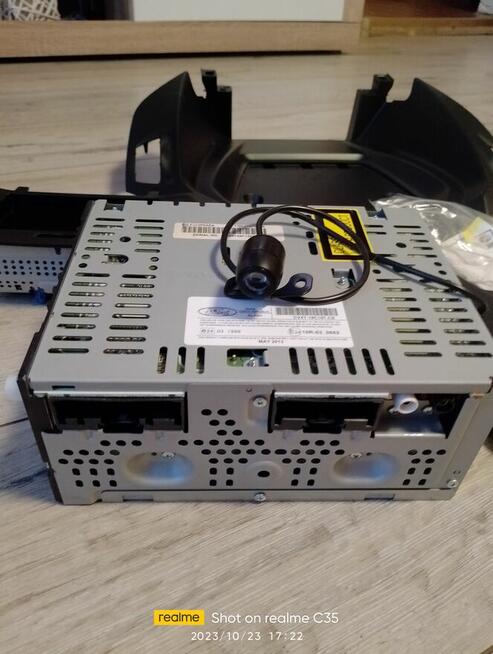 Radio samochodowe z nawigacją kamerką ford kuga 2013