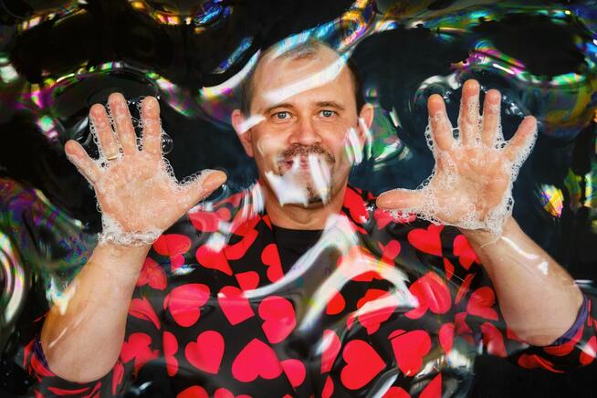 POKAZ BANIEK Z DYMEM OGNIEM I ILUZJĄ