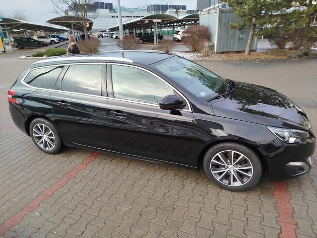 Sprzedam samochód osobowy