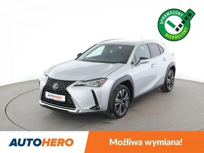 Lexus UX hybryda 250h skóra ACC LED kamera el.klapa Bluetooth Bluetooth