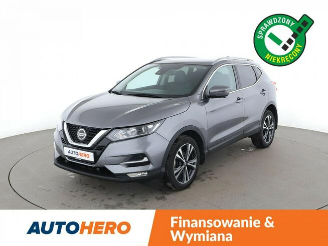 Nissan Qashqai klima auto, navi, LED,  czujniki parkowania, grzane fotele