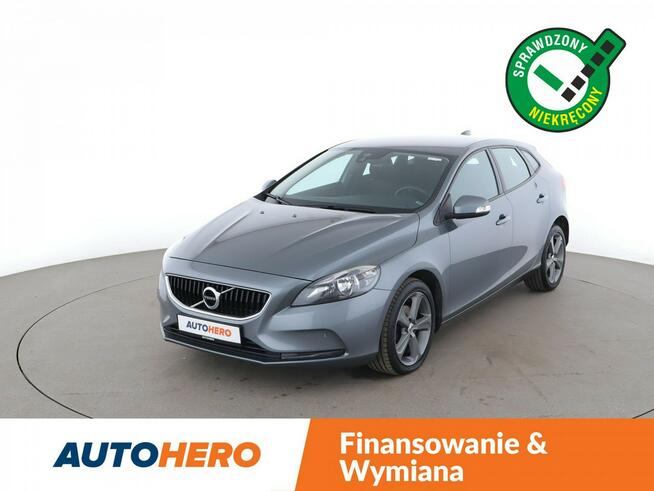 Volvo V40 FV23 2.0D 6MT Klimatronik Tempomat Navi Grzane Fotele Kamera PDC