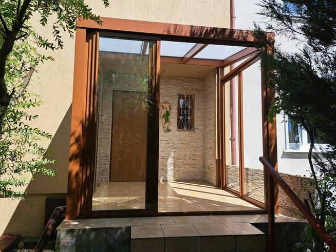 Zabudowa balkonu, tarasu, ogród zimowy, balustrada.