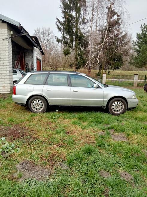 Sprzedam auto do remontu lub na części