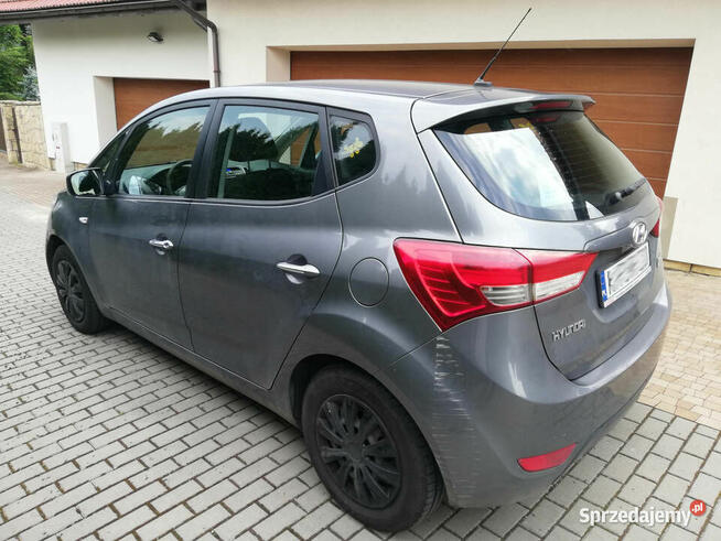 Hyundai ix20 2013 benzyna 1.4 szary metalik 157 500 km