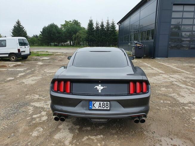 Ford Mustang 2015 v6