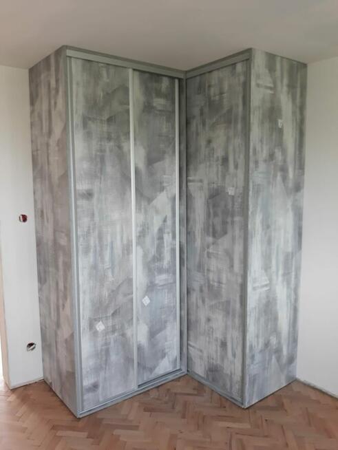 Meble na wymiar - kuchnie, szafy, garderoby, meble biurowe