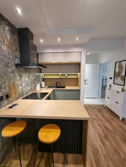 Wynajem Apartamentu z miejscem parkingowym - Częstochowa