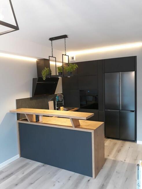 Meble na wymiar - kuchnie, szafy, garderoby, meble biurowe