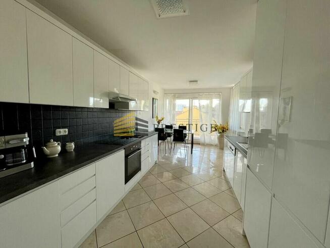 ** Dwupoziomowe mieszkanie na Mokotowie**