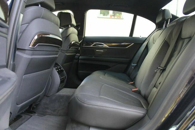 BMW 730 Kamera 360/ Bezwypadkowy/ FV 23%/ Runflat/ Tapicerka Dakota/ --