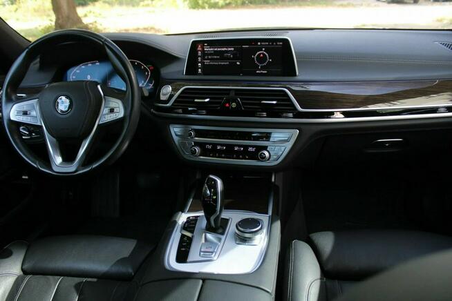 BMW 730 Kamera 360/ Bezwypadkowy/ FV 23%/ Runflat/ Tapicerka Dakota/ --