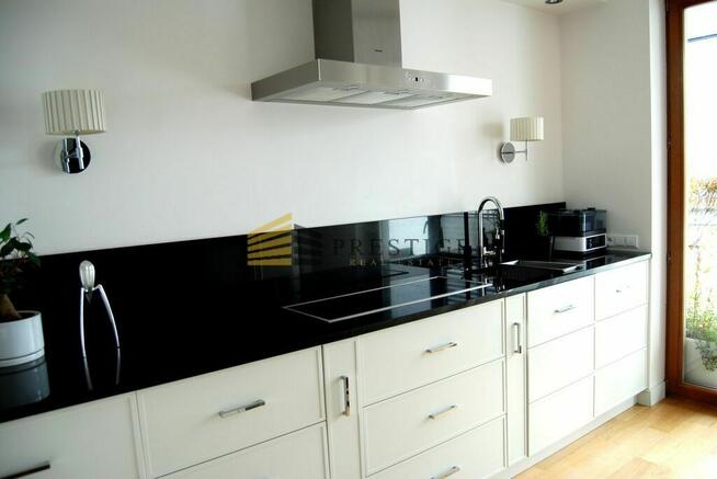 ** Nowoczesny apartament na Powiślu**