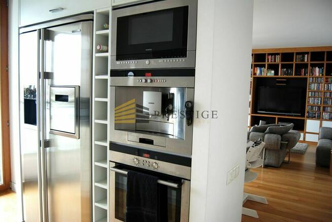 ** Nowoczesny apartament na Powiślu**