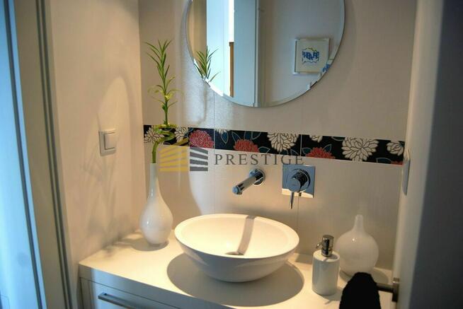 ** Nowoczesny apartament na Powiślu**