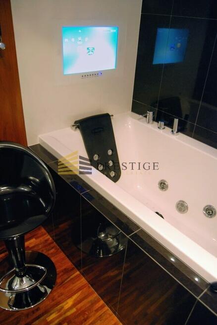 ** Nowoczesny apartament na Powiślu**