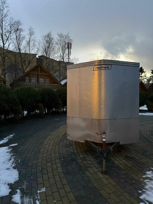 Przyczepka samochodowa