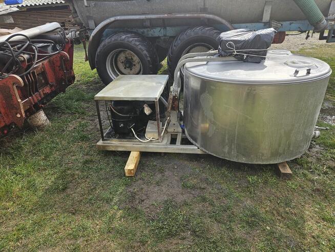 Sprzedam zbiornik na mleko 550 litrów