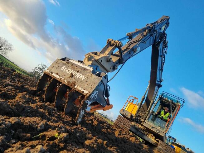 Chwytak do koparki MDE Scorpion S1100 12,0-18 ton