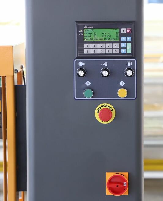 Półautomatyczna owijarka do palet Maglo OWI20T24M PRO