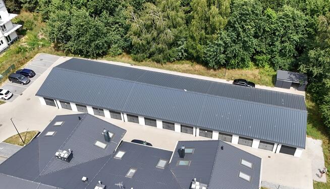 Dąbrowa Tarnowska, Garaże w Budynku Garażowym