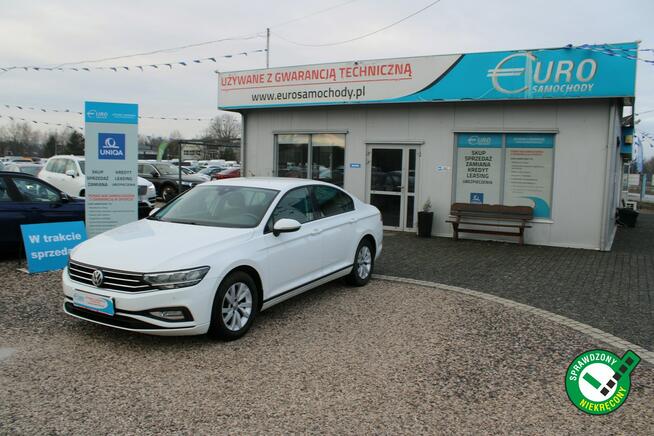 Volkswagen Passat ESSENCE LED F-vat Salon Polska Gwarancja