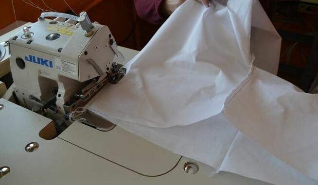 Bluzy piekarskie 100% bawełna cena 25 zł.