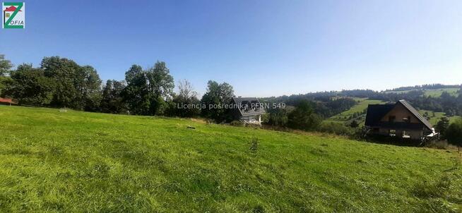 Kształtna działka zlokalizowana w Leśnicy