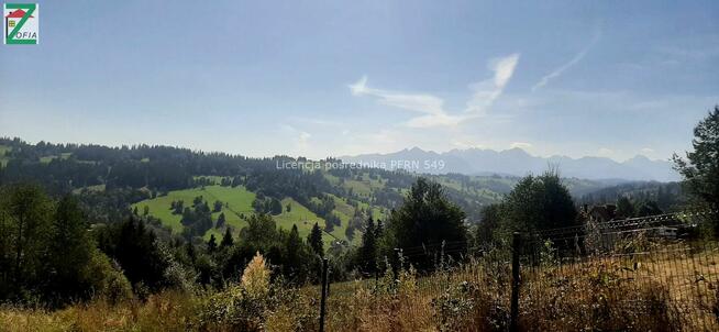 Kształtna działka zlokalizowana w Leśnicy