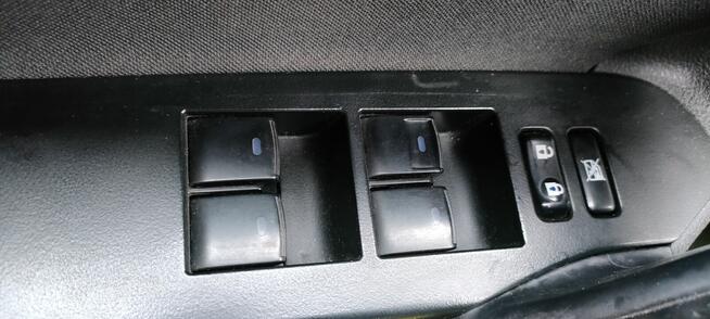 Toyota Auris Hybryda 1.8 + LPG