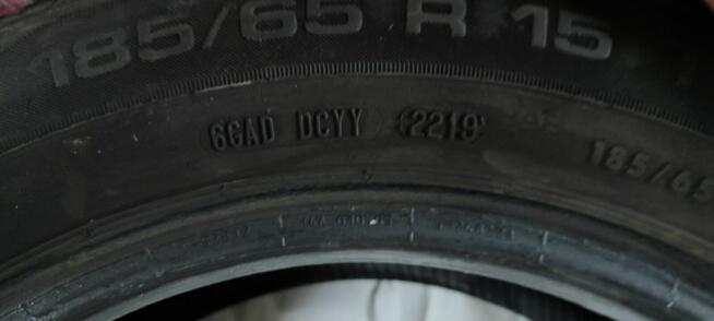 Opony Uniroyal RainExpert 3 185 65 R15 dobry stan