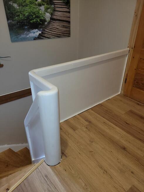 Cyklinowanie układanie podłóg parkietów renowacja schodów