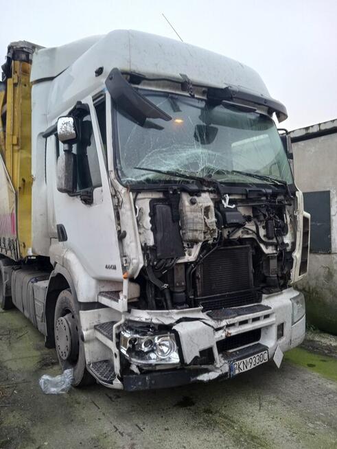 Sprzedam powypadkowy ciągnik samochodowy RENAULT PREMIUM