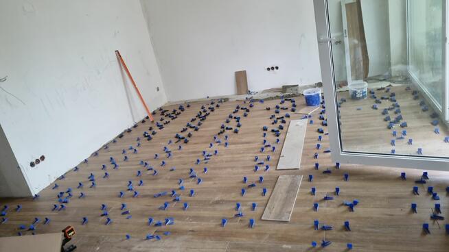 Remonty, wykończenia wnętrz, płytki, panele, malowanie