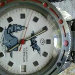 różne zegarki nakręcane i inne
