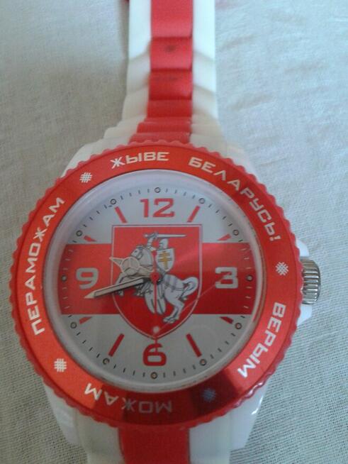 różne zegarki nakręcane i inne