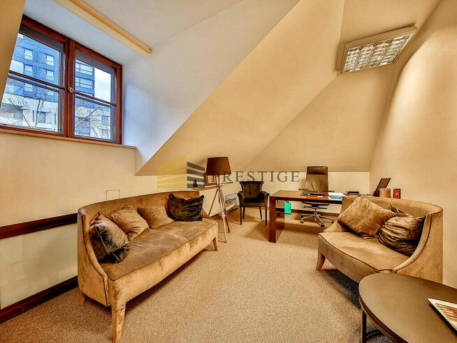 Piętro biurowe 134m2 na Powiślu