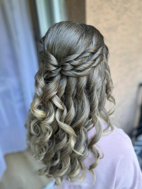 Makijaż i fryzura na każdą okazję