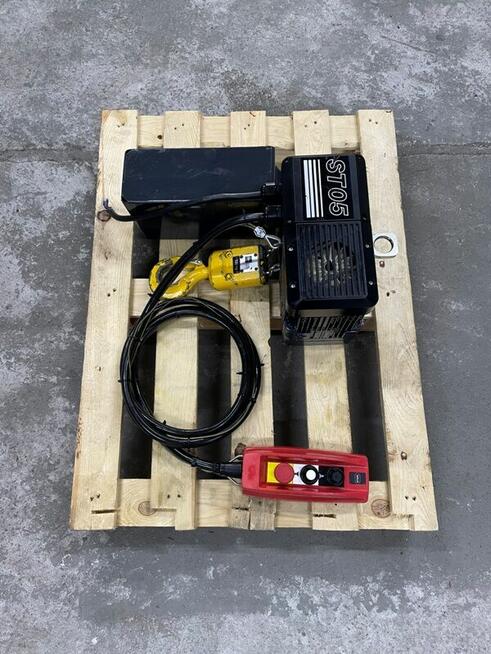 Wciągnik 0,6T STAHL suwnica wciągarka elektrowciąg wyciagnik