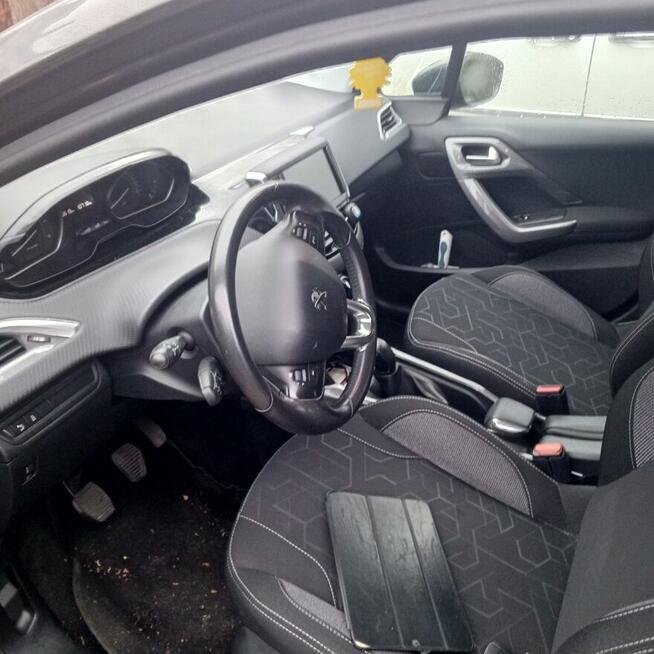 Sprzedam Peugeota 2008