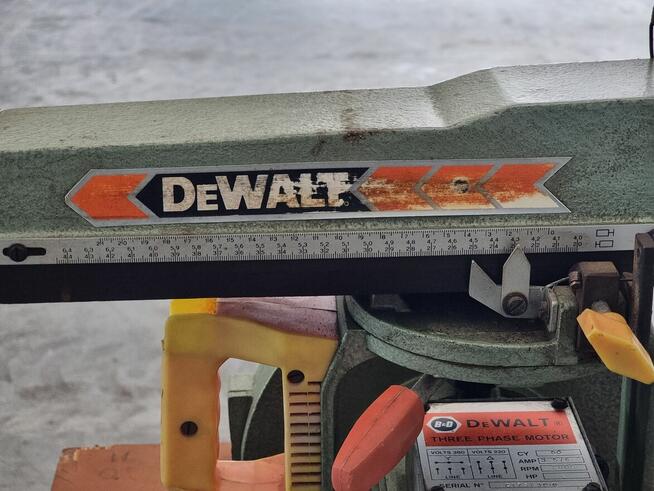 Piła radialna pilarka DeWALT 3kw pilarka kapówka ukośnica