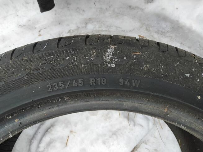 Sprzedam dwie opony letnie+ dwie gratis.