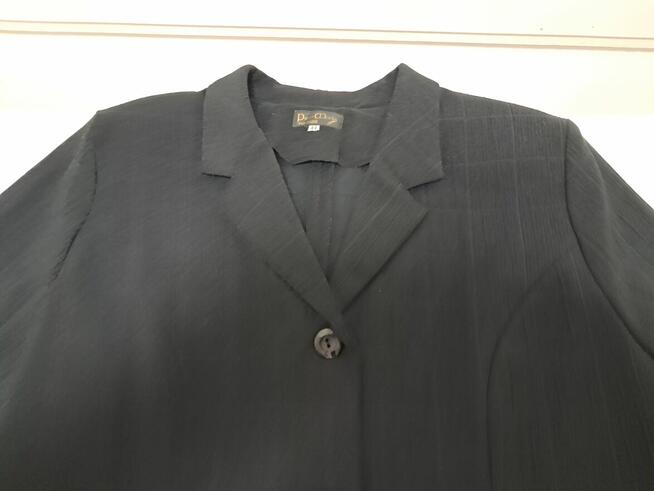 Żakiet ze spódnicą ciemnogranatowy, rozm.46, do sprzedania