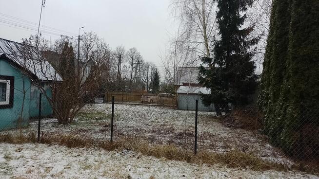 Działka z domem na sprzedaż