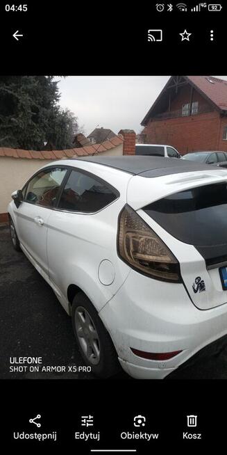 Ford Fiesta MK7 Titanium Individual