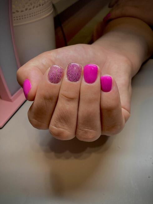 Manicure Tytanowy, Paznokcie z dojazdem Warszawa (okolice)