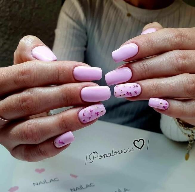 Manicure hybrydowy, stylizacja paznokci